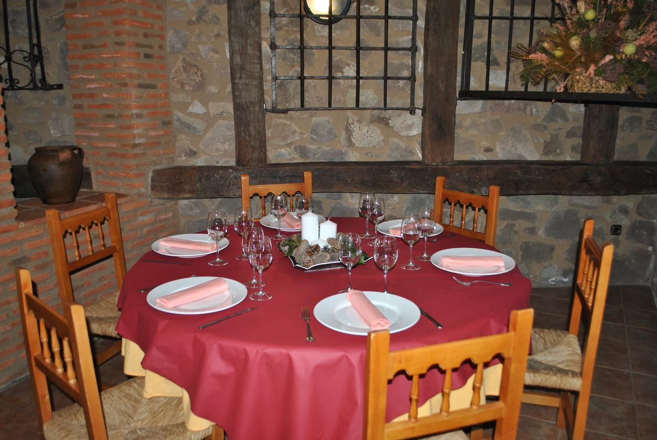 Hotel Villa De Berzocana Eksteriør bilde